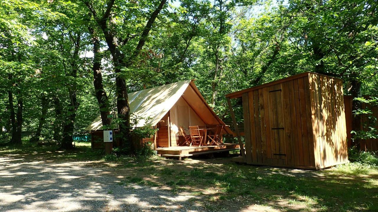 Camping La Chataigneraie Gravieres Bagian luar foto